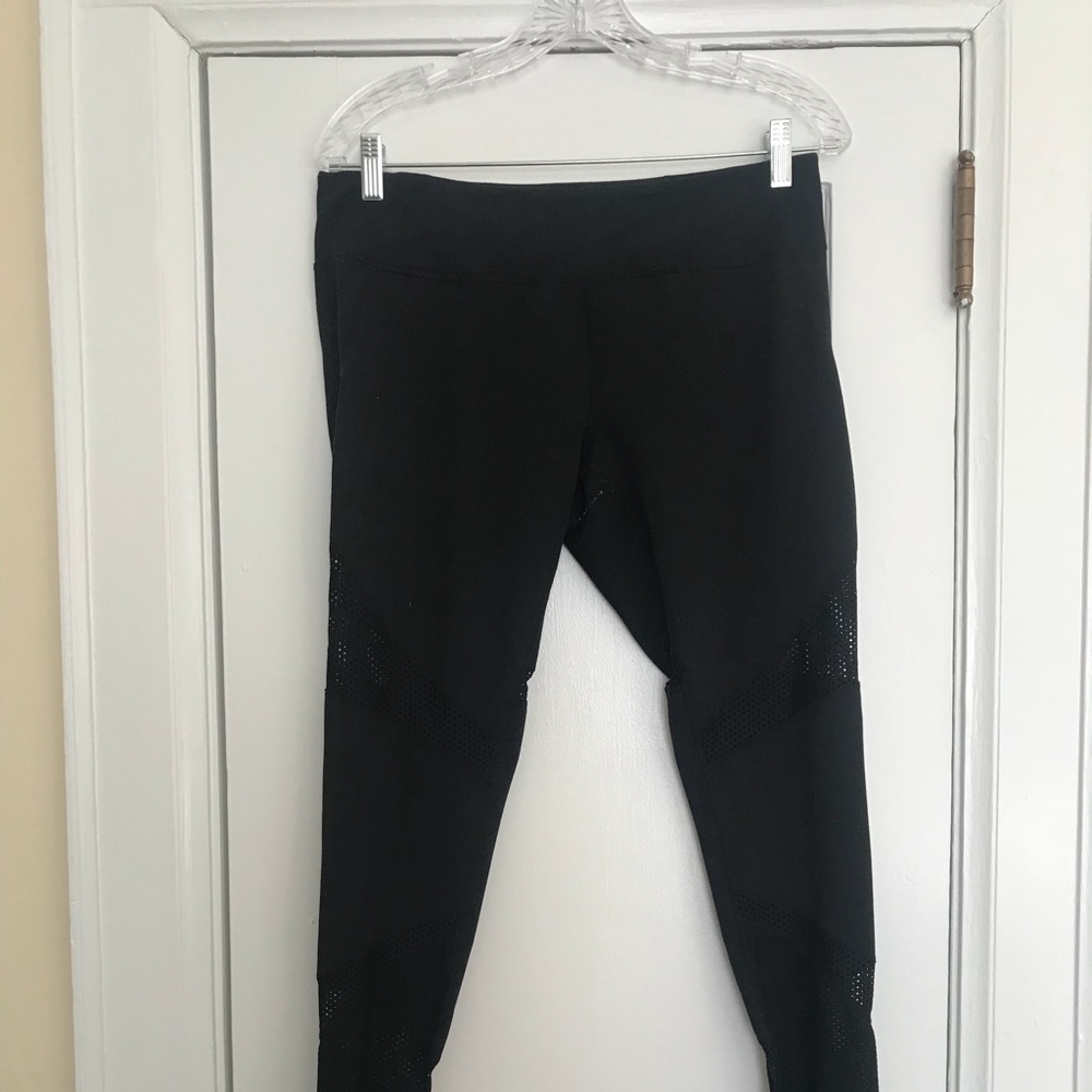 Zella Live in Legging with Mesh Detail